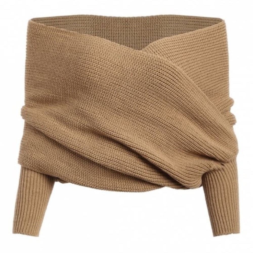 NWT CROSSED FRONT CHUNK WRAP SWEATER